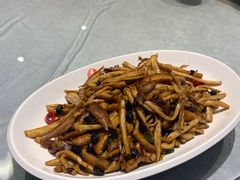 -六泰居·尔滨地标·东北菜(松北店)