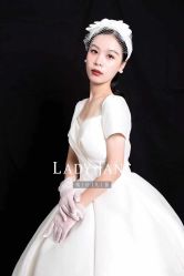 -Lady  Jane高端婚纱礼服馆