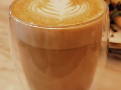 牛油果拿铁-the rug 飞毯 (朝阳公园店)