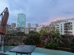 -希岸·轻雅酒店(广州白鹅潭艺术中心花地湾地铁站店)