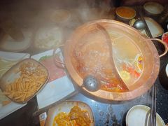 -山城鼎重庆老火锅(西安钟楼店)