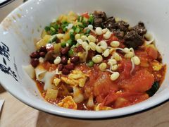 招牌牛肉四合一-黎一碗大碗手工面(城市立方店)