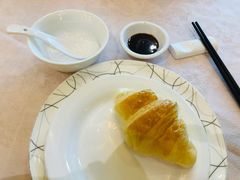 牛角包-大天然酒店(军民路店)