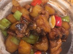 石锅飘香鸡-南京人家(盛京大奥莱店)