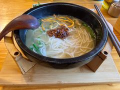 -勺子米线·云南传统小吃市集(四方街店)