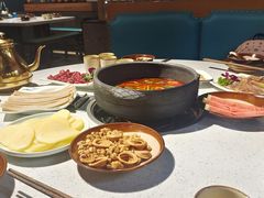 -贵府酸汤牛肉火锅·贵州老字号(飞山街店)