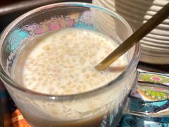 -月亮眼花园餐厅书吧酒吧