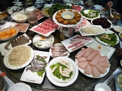 -健晟星期天火锅