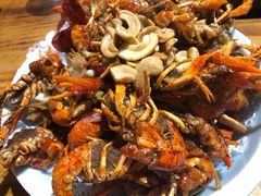 -琥珀老六龙虾(四里河店)