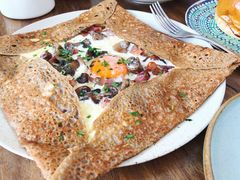 鸡蛋蘑菇熏肉荞麦可丽饼-RAC BAR(安福路店)