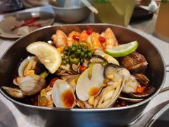 -巴厘龙虾·榜首油焖大虾(音乐学院·沿江酒馆店)