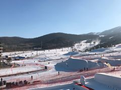 -中旅松花湖滑雪场