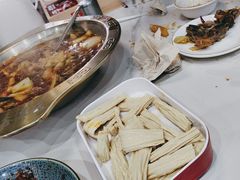 -鑫郭氏·南昌20年大排档·小龙虾羊蝎子(潮阳里店)