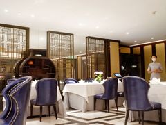 大堂-Yan Ting 宴庭中餐厅(上海静安瑞吉酒店)