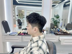 -尤司男士国潮理发馆