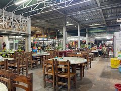 -四川小胡子海鲜(丁村万人海鲜广场店)