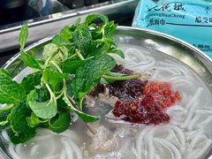 -小倪羊肉米线馆