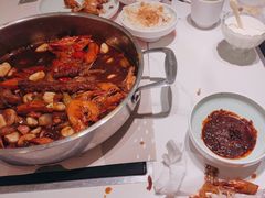 -黄记煌三汁焖锅(新佳丽江汉路店)