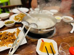 -正能量脆肉鲩火锅