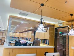 -沃尔得国际英语(泉城路校区)