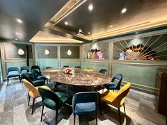 -玖尹-新派中式餐酒馆