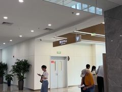 -国融乐养舟桥健众护理站(长宁店)