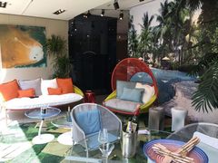 -罗奇堡家具(淮海西路店)