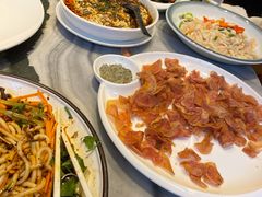 -蔼若春.传承三十年云南菜(金碧公园店)