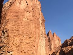 -天山神秘大峡谷