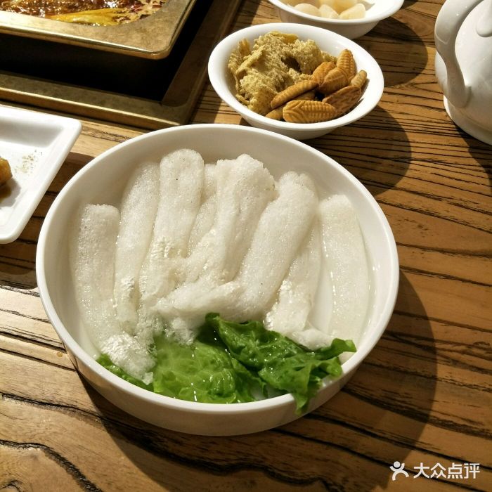 辣喔诱火锅(东影南路店)竹荪图片 - 第1张