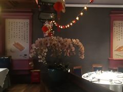 -八府香鸭·啫啫煲(华山路店)