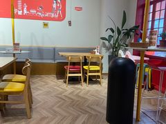 -暖食光·台式家庭餐厅·生日主题店(万达店)