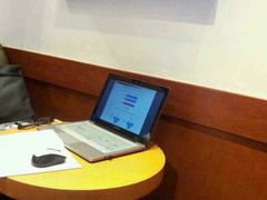 -星巴克(广州淘金路店)