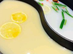 -柠檬现场台湾生鲜火锅(金茂豪庭店)