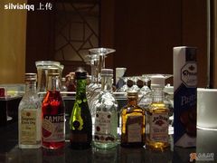 吧台区-南京金陵饭店