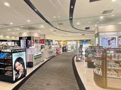 -关西国际机场直营免税店
