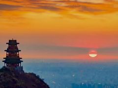 -定都峰