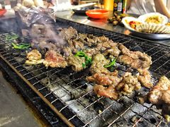 -马路牙子地桌烤肉(工体店)