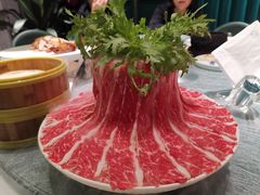 加拿大雪花肥牛配菌汤锅-雀蓝川菜(奥体广场店)