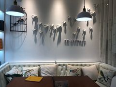 -燕庭·纯燕窝·甜品下午茶(南京西路店)