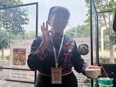 -大众跷脚牛肉馆·非遗传承单位(峨眉山店)