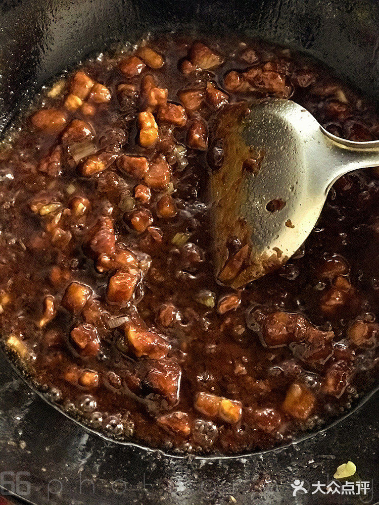 自制美食攻略|教你几步制作老北京炸酱面