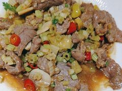 -娜仁图雅蒙古美食村(33小镇店)