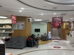 -雅悦齿科(顾村公园店)