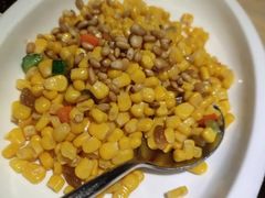 玉米粒-关东小磨东北菜(上海长风大悦城店)