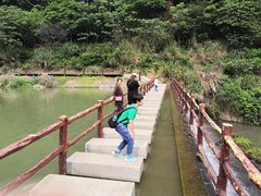 -梅岭月亮湾山体公园