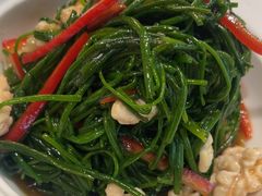 -汗腾格里·风味餐厅(新疆驻京办店)
