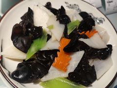 -山里俏·地标皖南菜·屯溪臭鳜鱼(北城万达店)