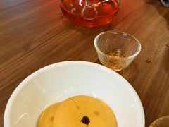 餐前茶水和小点-陈鹏鹏潮汕菜(宝安机场T3航站楼店)