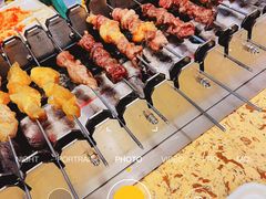 羊肉串-長壹旋转烤吧 农家鸡火锅